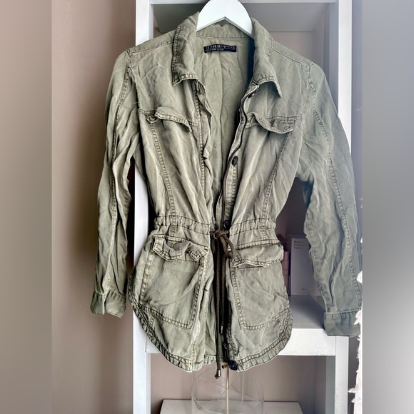 Utility Jacket - Picture 1 of 2